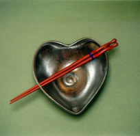 Oil Spot Heart Shaped Bowl with Rosewood Chopsticks