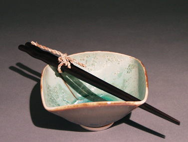 Turquoise Green Crystal Square Bowl with wave chopsticks