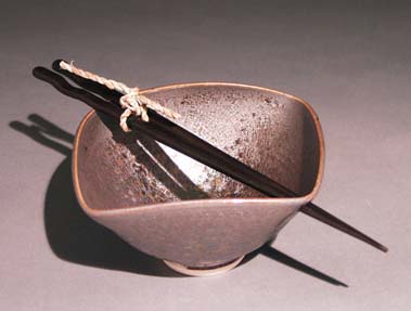Oilspot Silver Square bowl with wave chopsticks