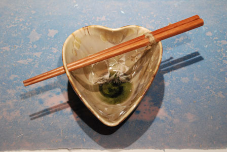Apple Crystal Heart Bowl with Redwood Chopsticks
