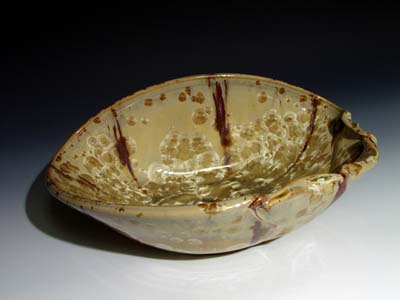 ovales Eisenkristall-Waschbacken mit blütenformigen Rand